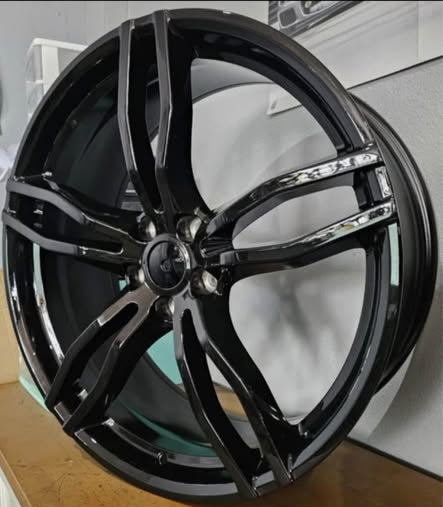 22" Gloss Black Rapier Style Wheels