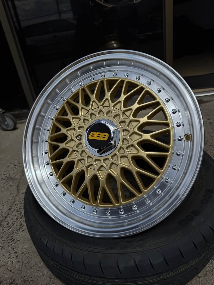 16inch BBS Mesh Style wheels 16x6.5