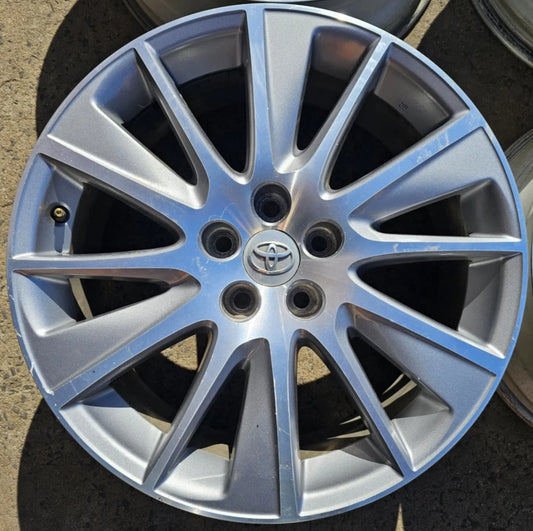 4x 19" Genuine Kluger Grande 2019 Oem Wheels
