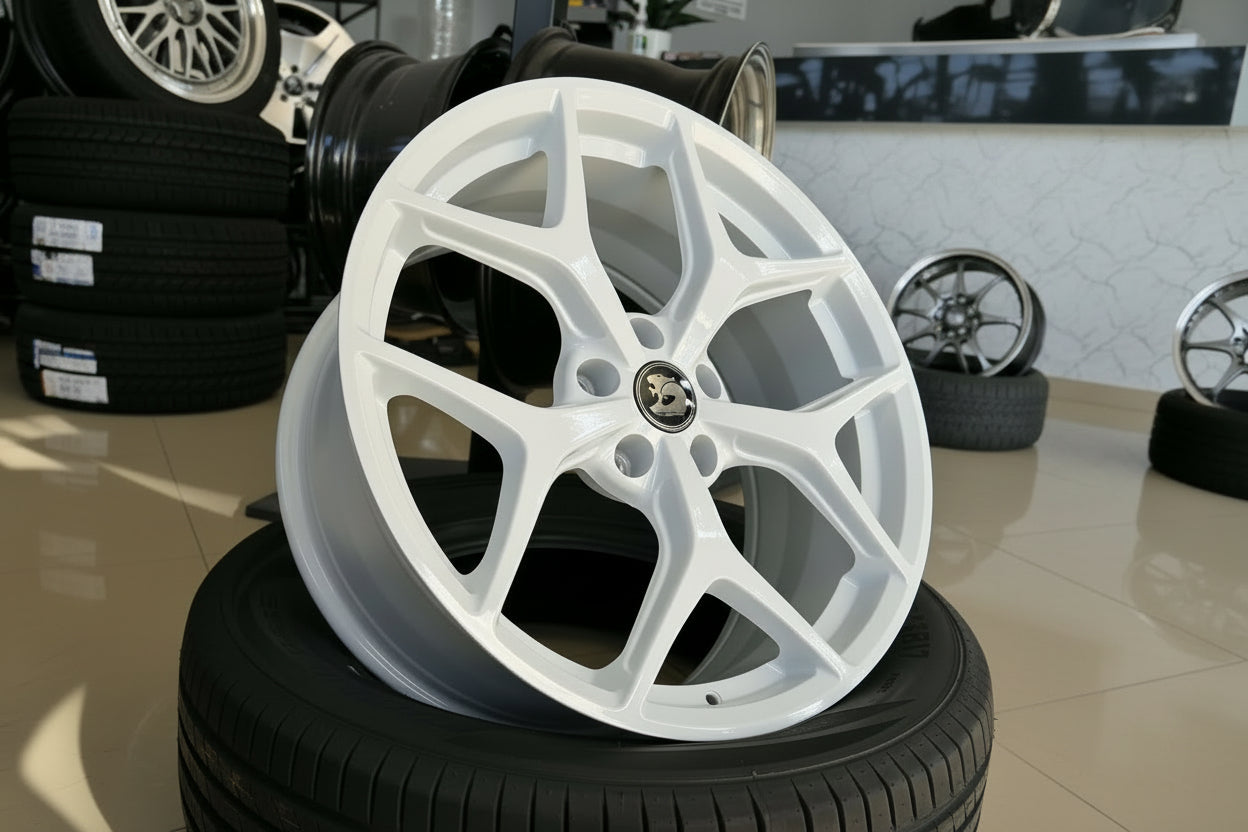 20inch GTSR Style Gloss White Wheels