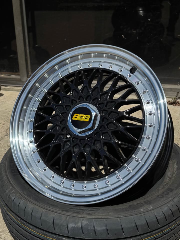 16inch BBS MESH style wheels 16x6.5