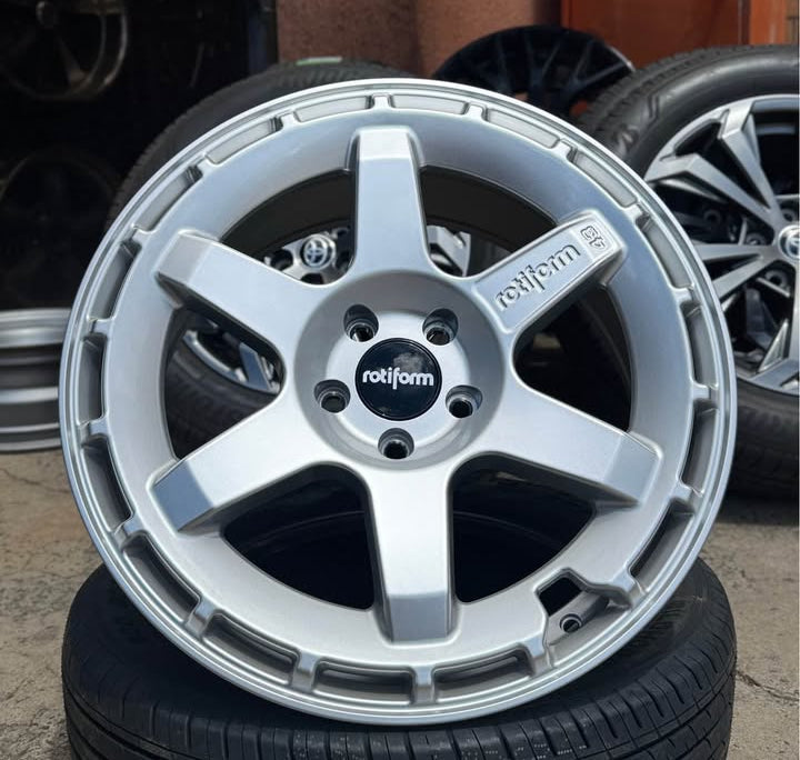 19" Rotiform RSE Wheels