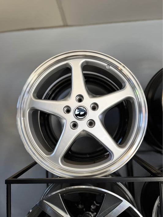19inch Walky Wheels Silver Machined Lip