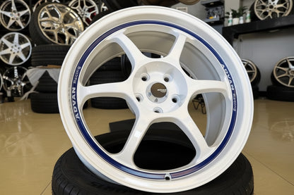 Advan Racing Style Wheels