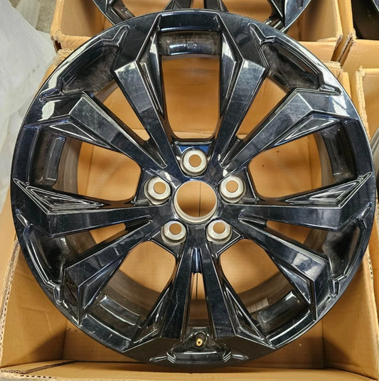 18" Genuine 2023 RAV4 Hybrid Oem Wheels