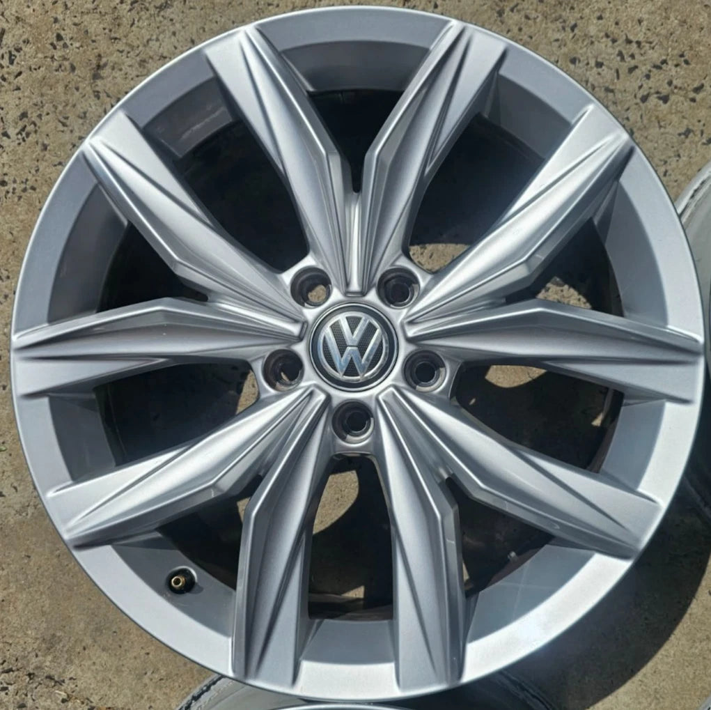 4x 18" Genuine 2020 Volkswagen Tiguan Oem Wheels