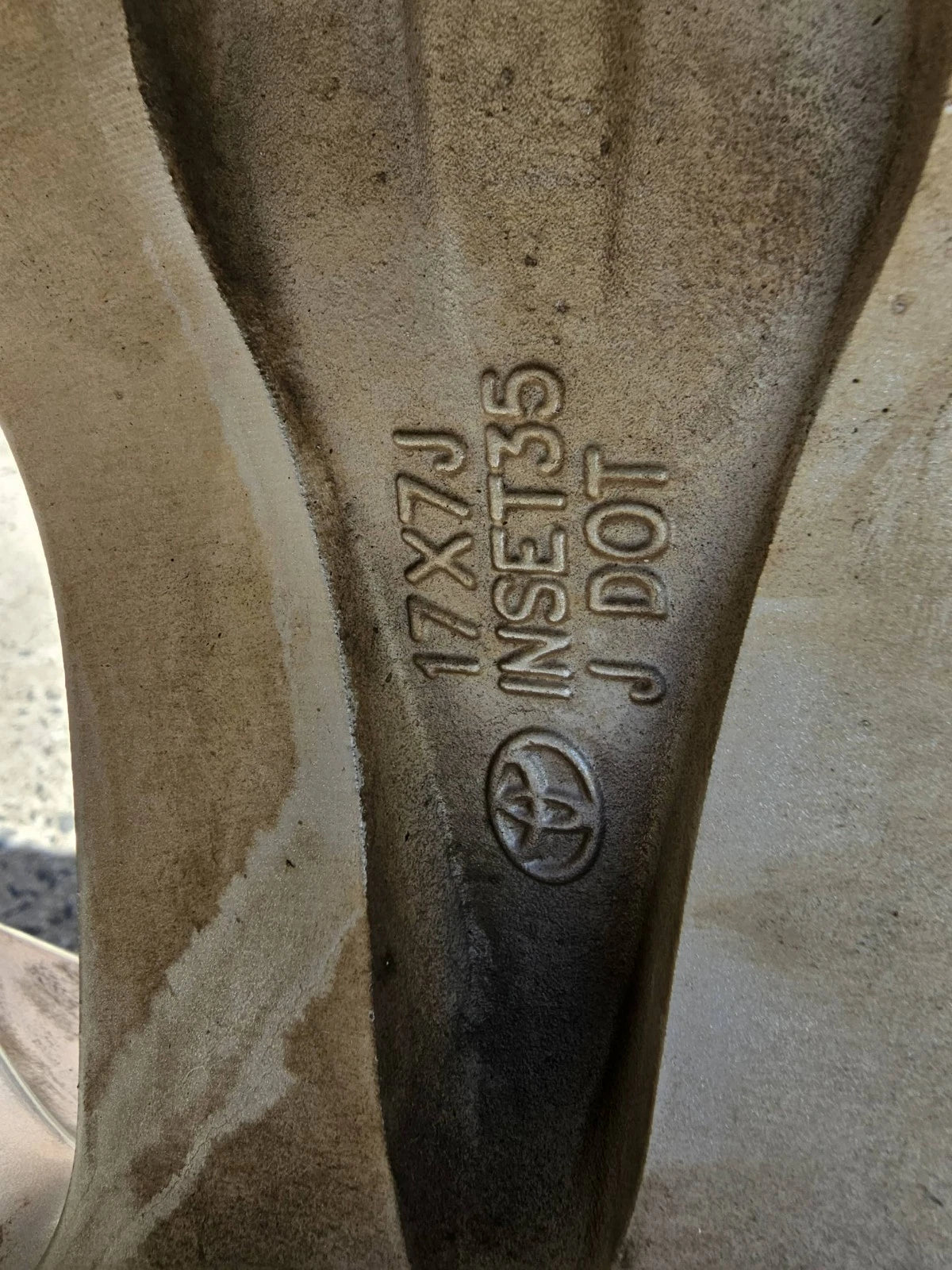 17" Genuine 2022 RAV4 Oem Wheels