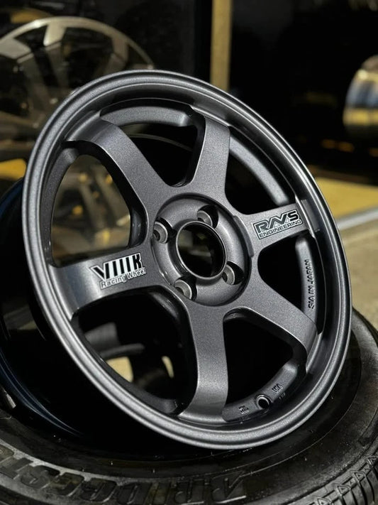15inch Rays TE37 Style wheels